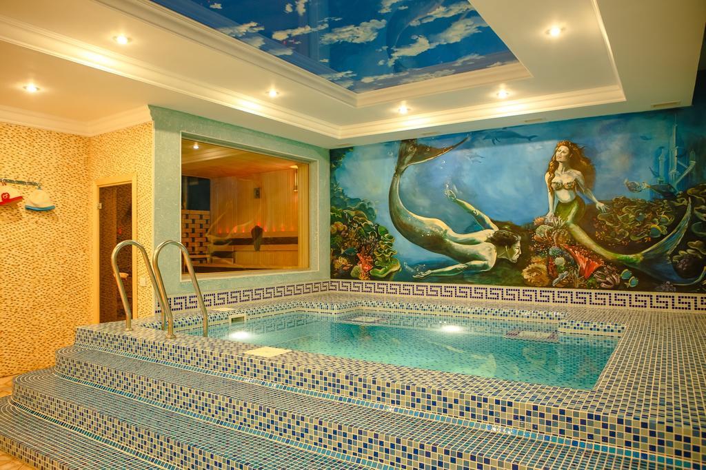 ホテル Luxury House シムケント エクステリア 写真